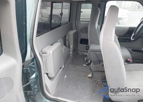 1999 Mazda B3000 Se/Tl from USA, damaged, VIN 4F4YR16V7XTM30688